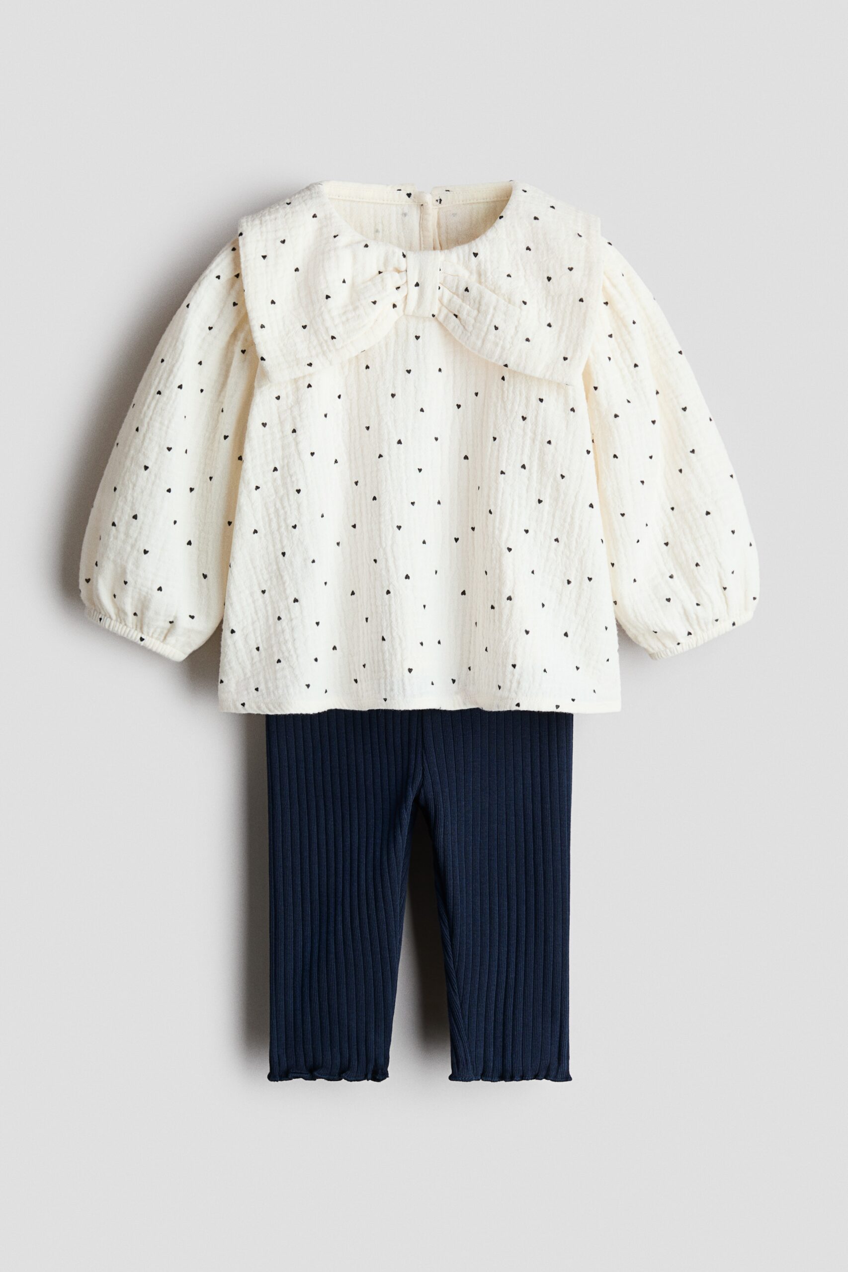 H & M - Tweedelige set - Blouse en legging - Wit/Hartjes