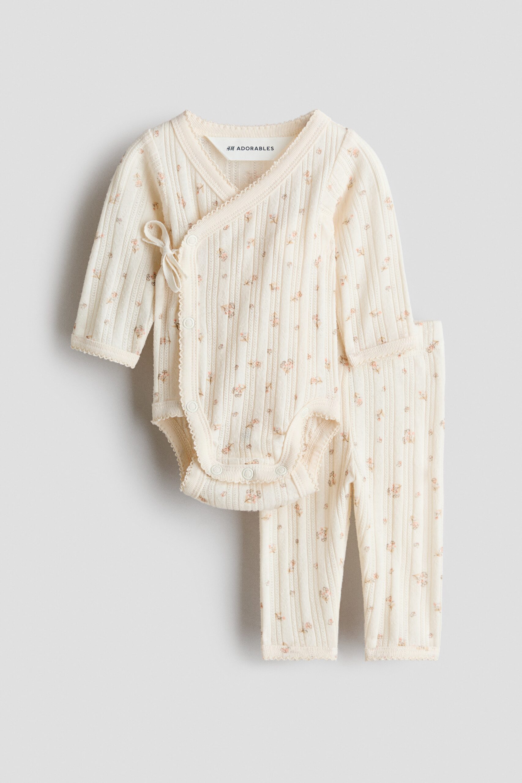 H & M - Tweedelige set met pointelledessin - Lichtbeige/Bloemen