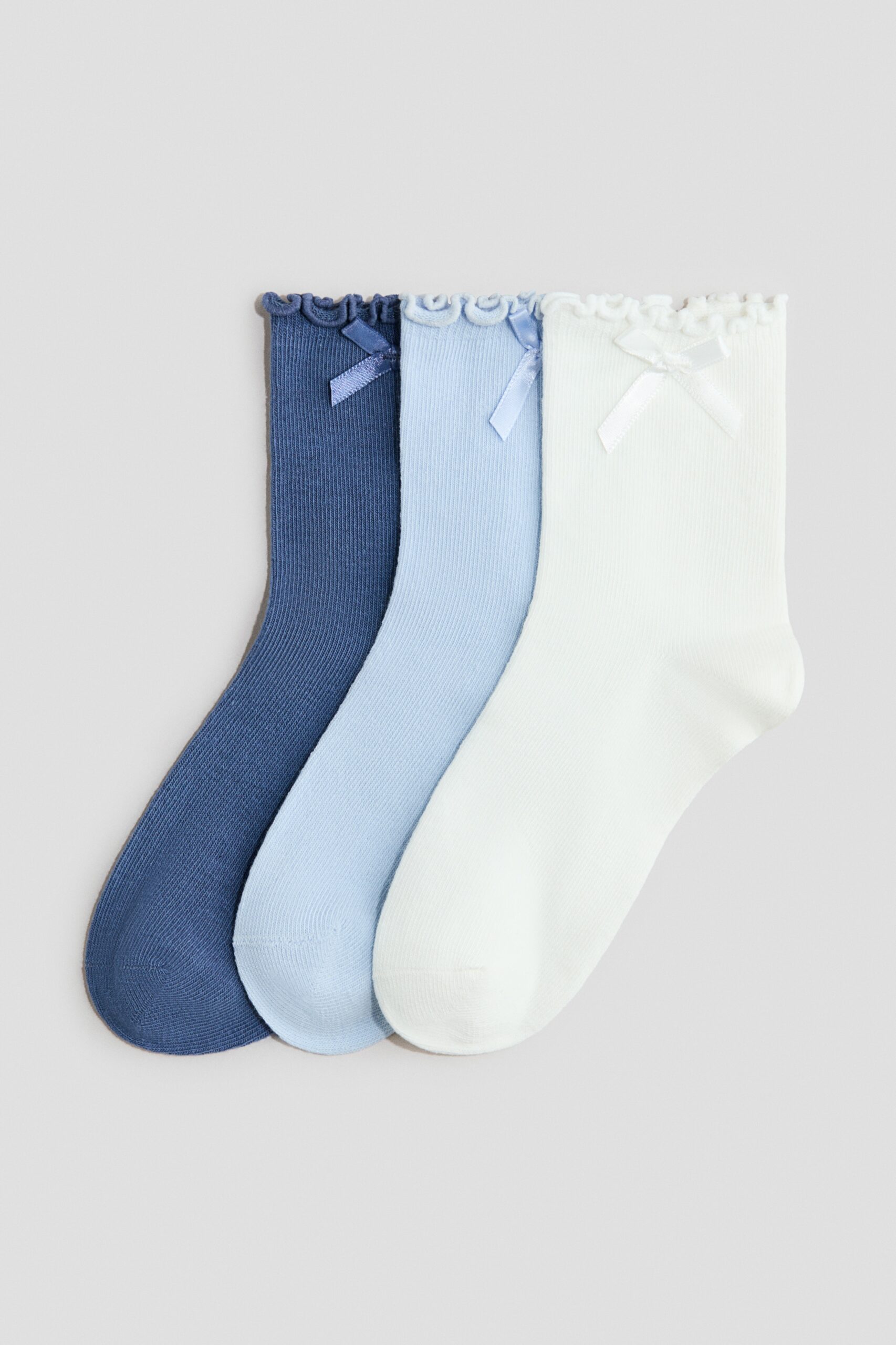 H & M - 3 paar sokken met volantrandje - Lichtblauw/Dusty Donkerblauw