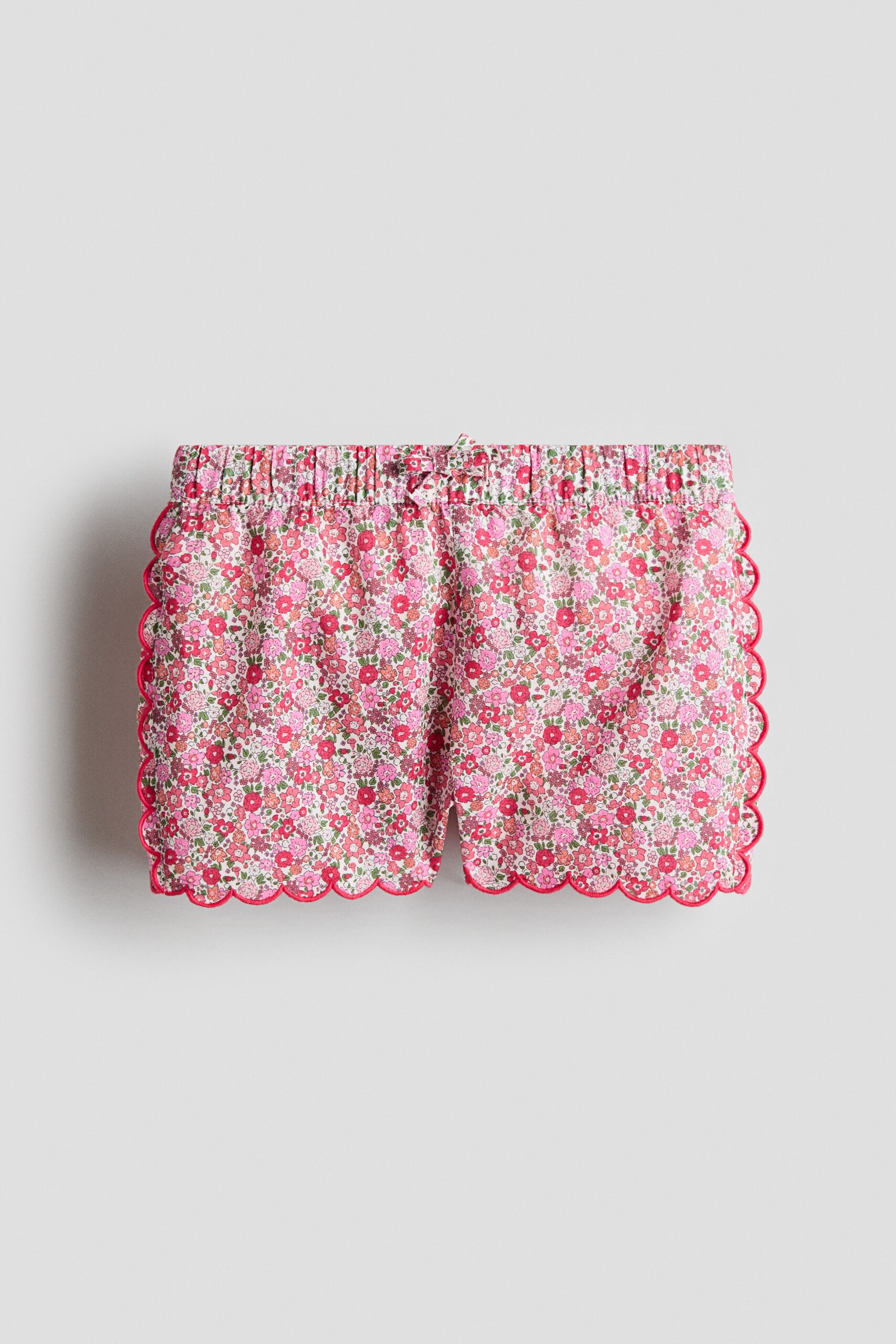 H & M - Short met golvende randjes - Roze/Bloemen