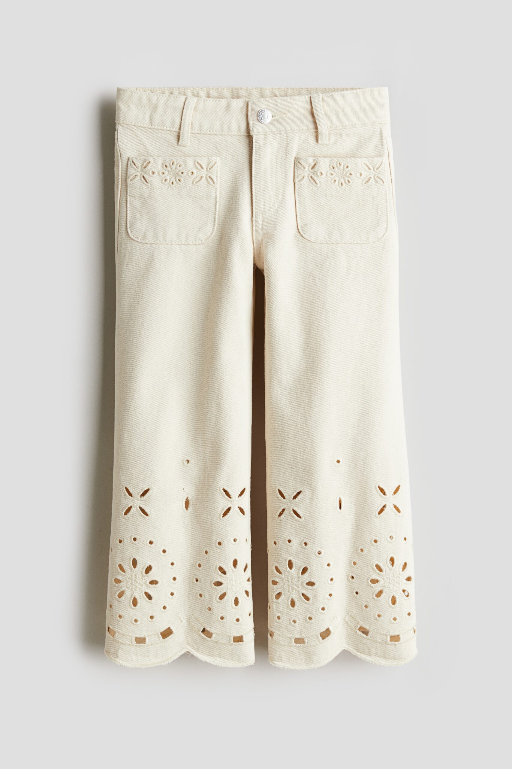 H & M - Enkellange jeans met broderie anglaise - Roomwit