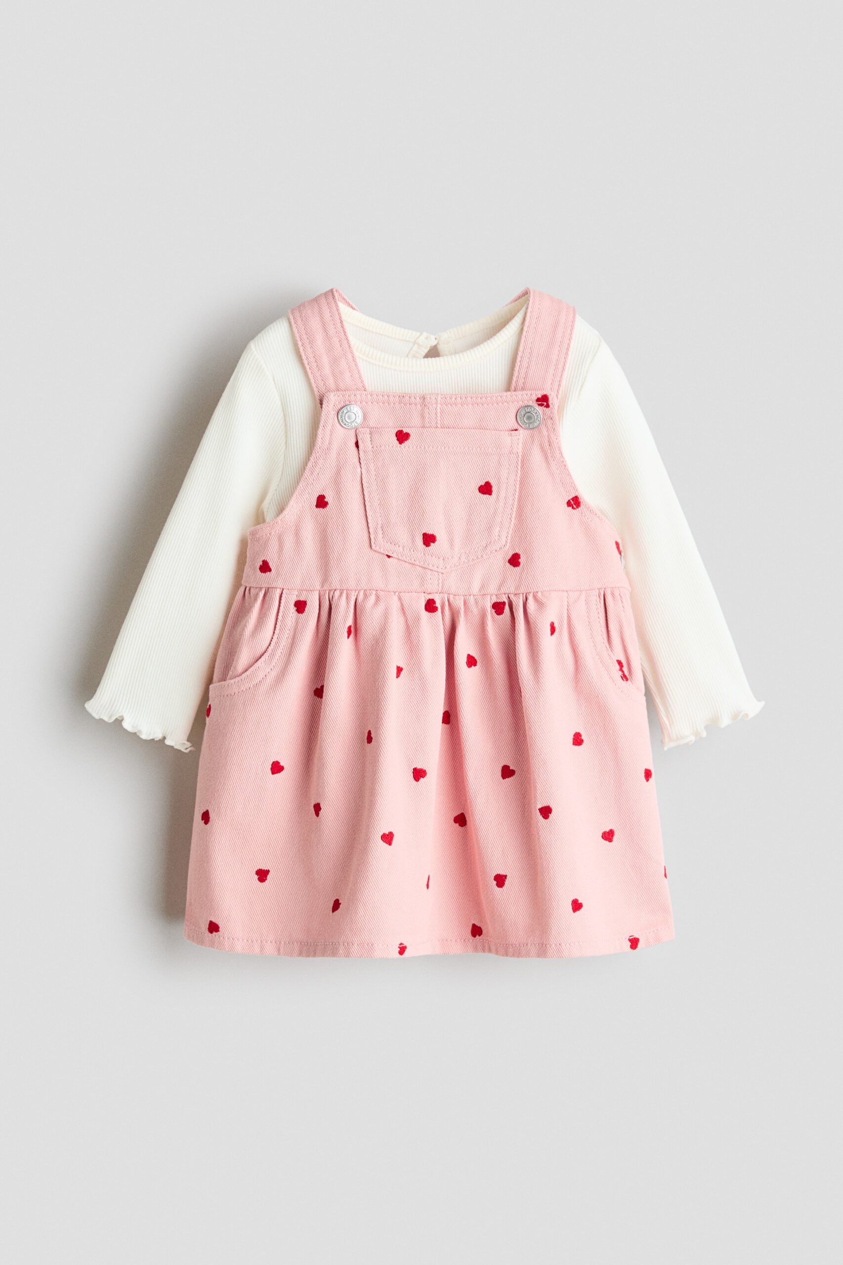 H & M - Tweedelige set - Salopettejurk en top - Lichtroze/Hartjes